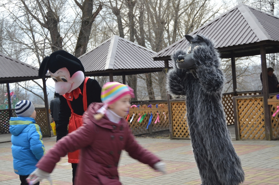 Аниматоры в Роще Невест.